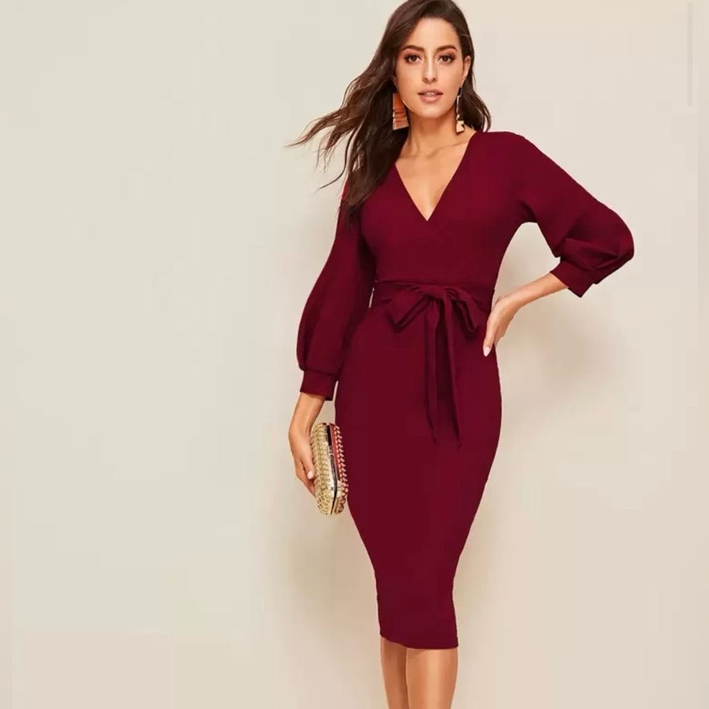 NWOT Self Belted Split Hem
Surplice Wrap Dress V-Neck Dress!